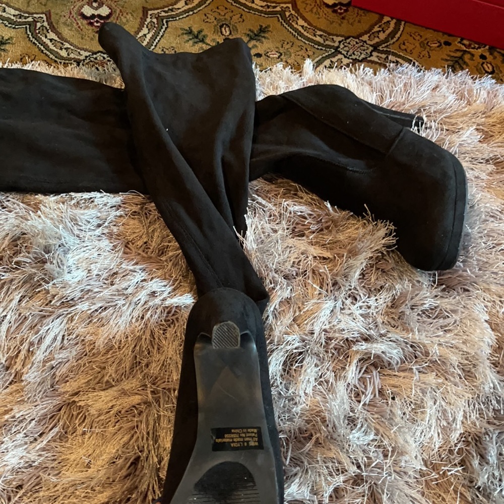 Knee high heel boots - Picture 4 of 4
